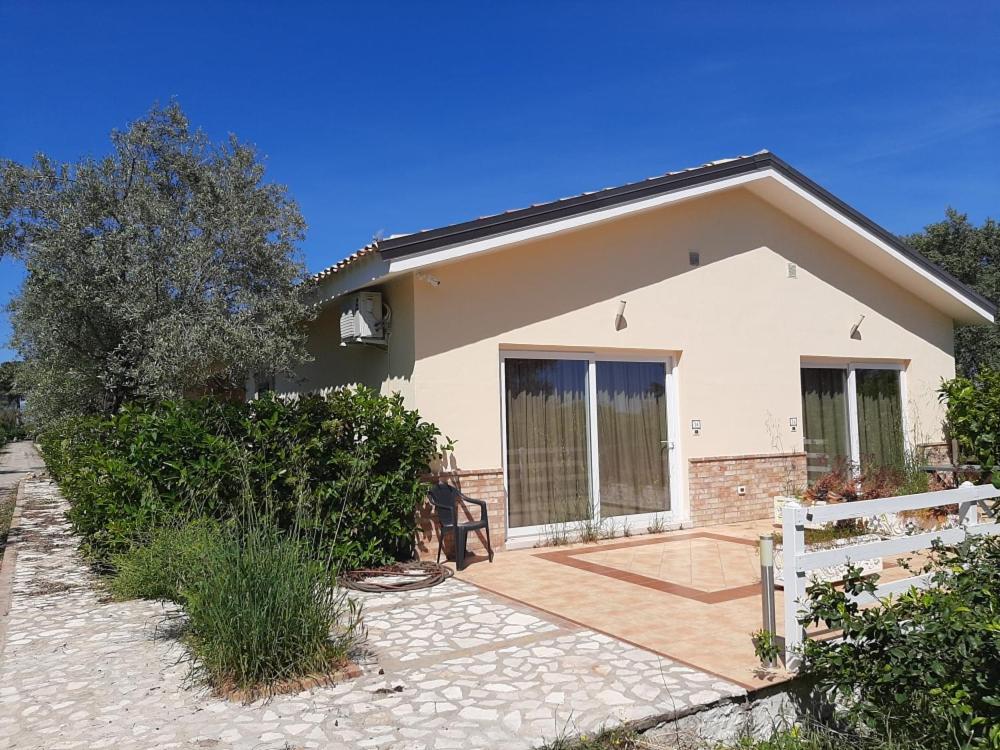 Il Casale Le Tre Volte Vendégház Solfara Mare Kültér fotó